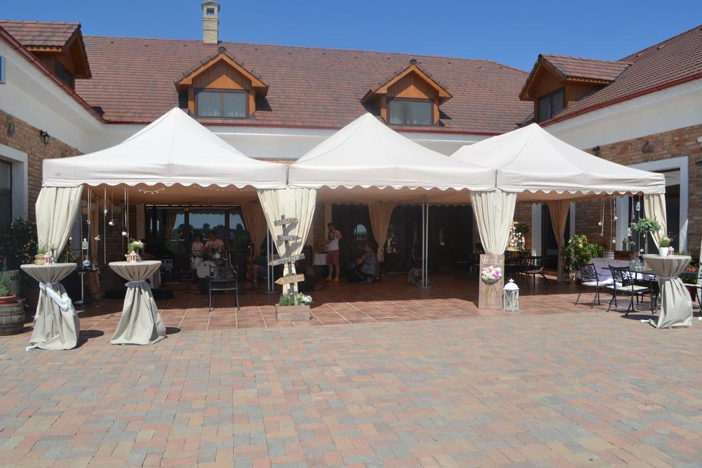 St Peter Vini Hotel Svaty Peter Luaran gambar